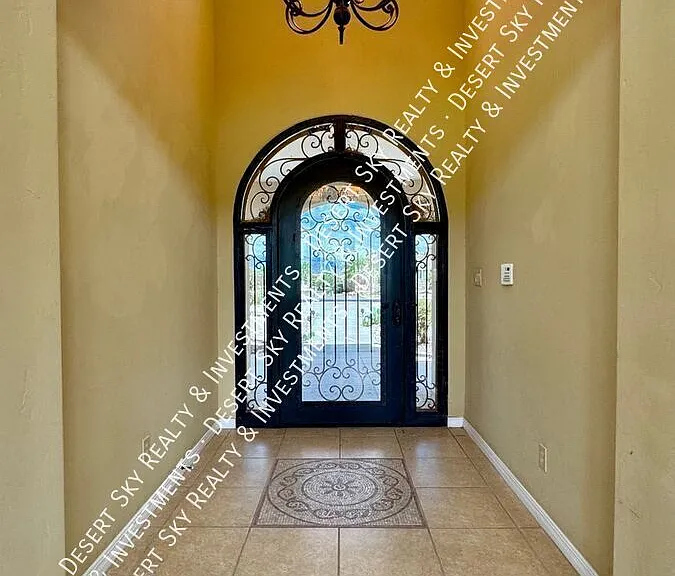 2355 Tuscan Hills Ln — Photo 4