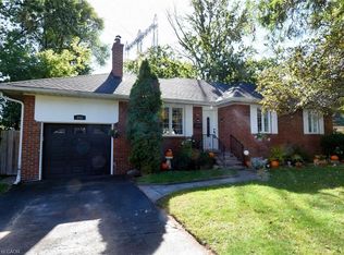 992 Baldwin Rd, Mississauga, ON L4Y 1J2