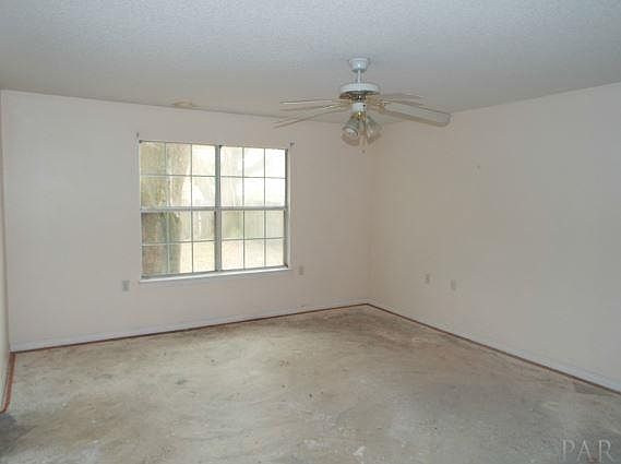 4th image of 1108 Camaree Pl
