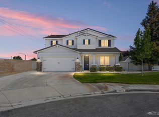 901 Aleah Ln, Tehachapi, CA 93561