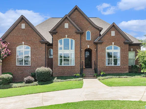 507 Cross Walk, Bessemer, AL 35023