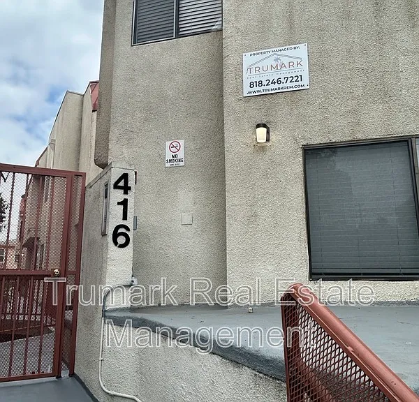 416 W Milford St #C — Photo 2