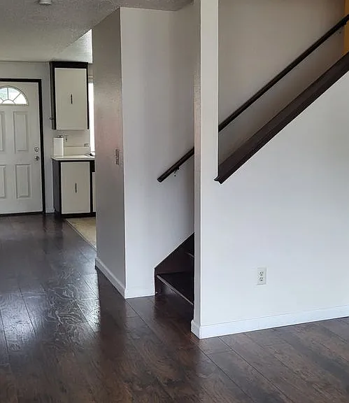 1738 S 82nd St — Photo 15