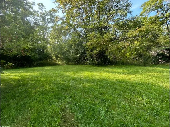 418 E Foss Ave, Flint, MI 48505