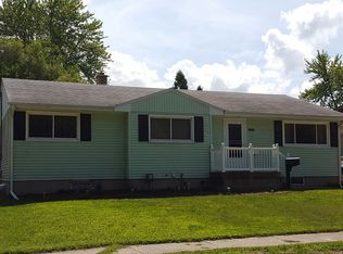 2004 N Brentwood Pl, Essexville, MI