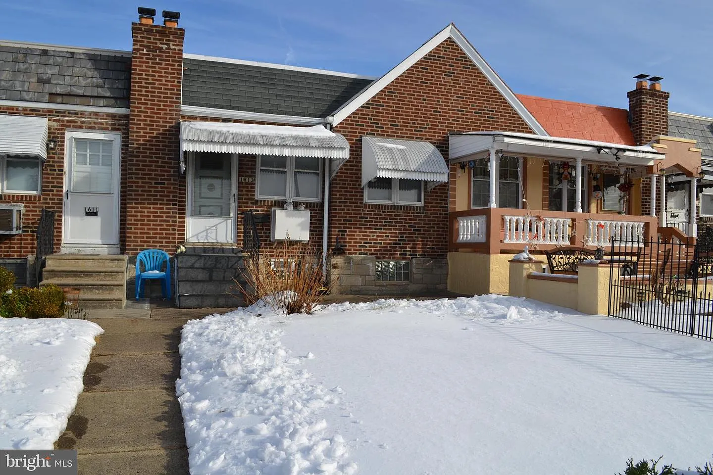 1613 Creston St photo 1