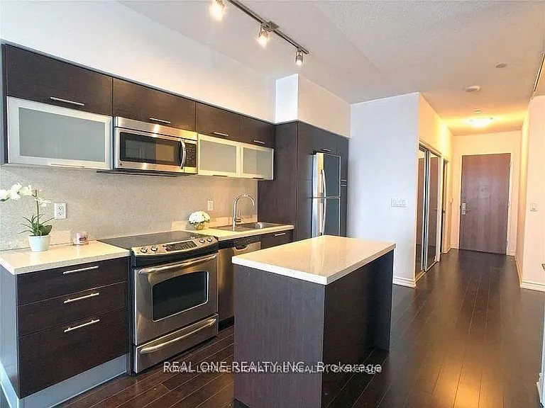 386 Yonge St #5103 — Photo 27
