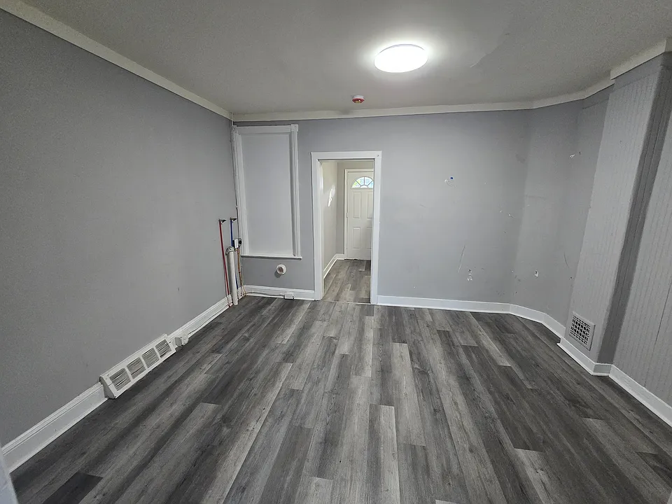 308 Clayton St