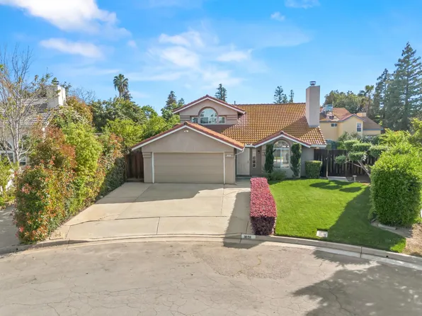 1631 E Deyoung Dr, Fresno, CA 93720