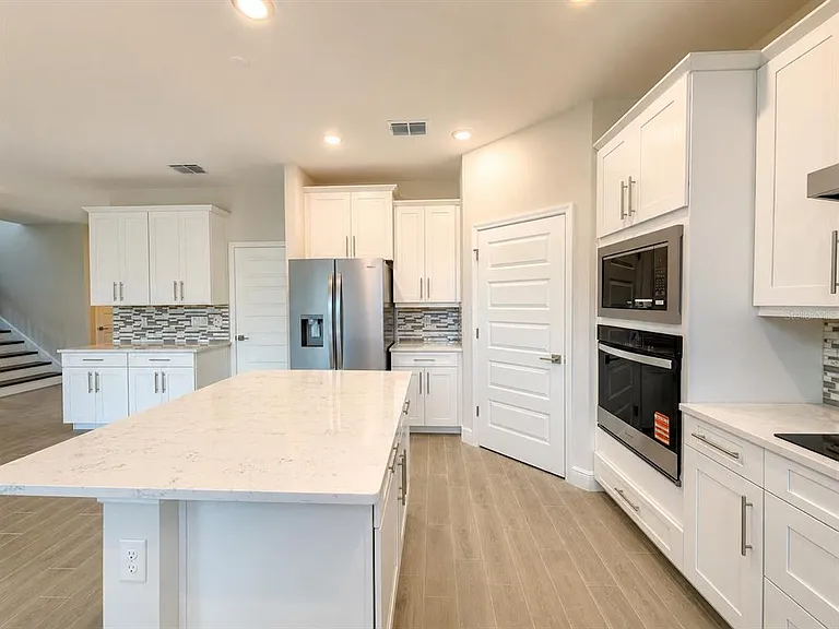 18035 Cider Mill Ln — Photo 15