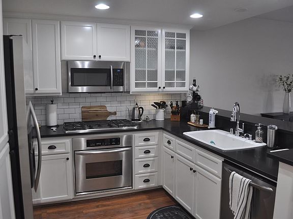 5th image of 301 W G St Unit 405