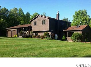 5818 Nichols Pond Rd, Canastota, NY 13032