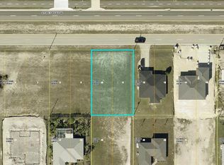 2026 Kismet Pkwy W, Cape Coral, FL 33993