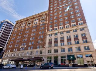 525 W Lafayette Blvd 36-APT 17D, Detroit, MI