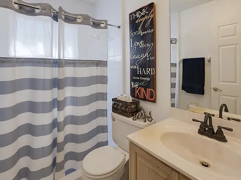 2326 SW Cooper Ln — Photo 6