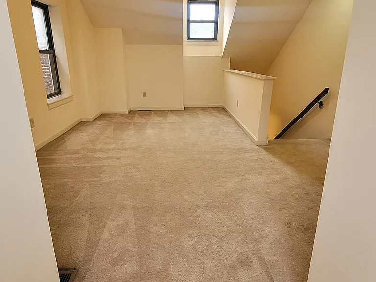 2211 Menard St #A — Photo 41