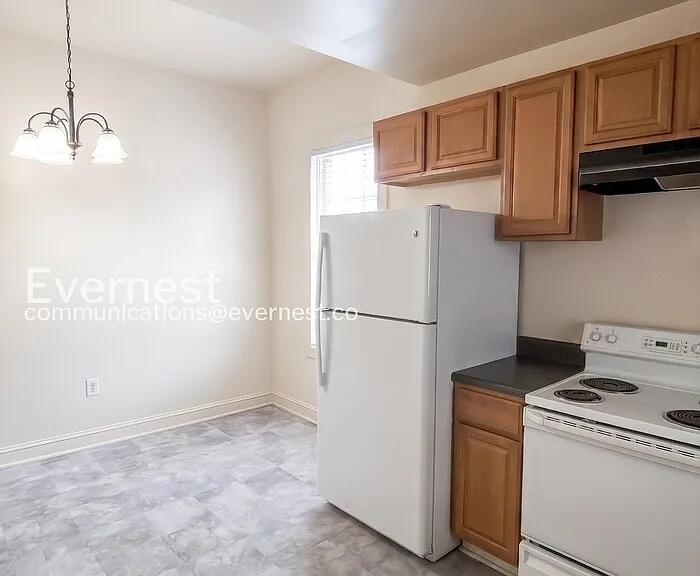 3100 E Marshall St #A — Photo 8