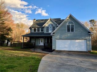 2496 Lake Shore Rd S, Denver, NC 28037
