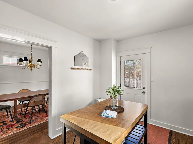 5008 Iroquois St — Photo 12
