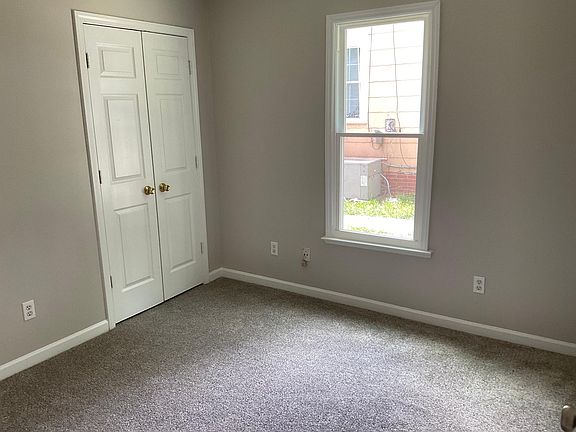 4th image of 2505 E Bessemer Ave