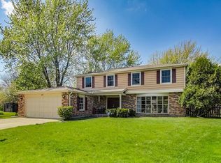 408 Sandy Ln, Libertyville, IL