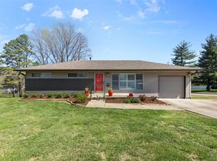 1328 Kingsway Dr, Cape Girardeau, MO 63701