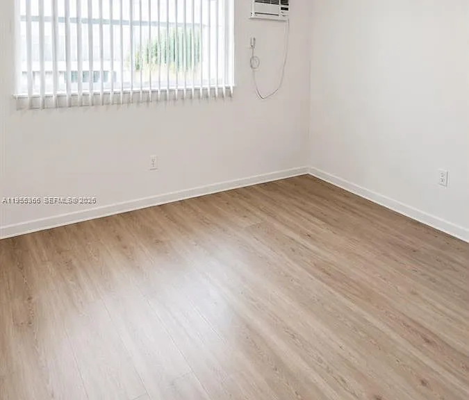 12655 NE 16th Ave #16 — Photo 9