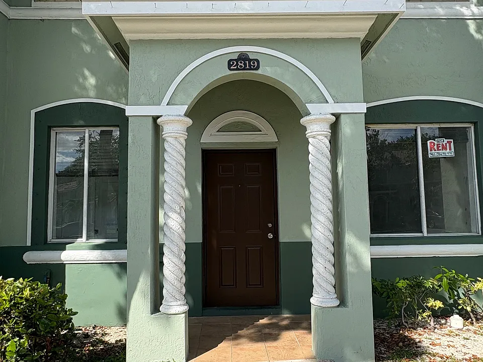 2819 SE 15th Rd