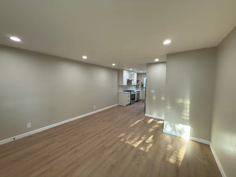 3501 Marguerite St #4 — Photo 4