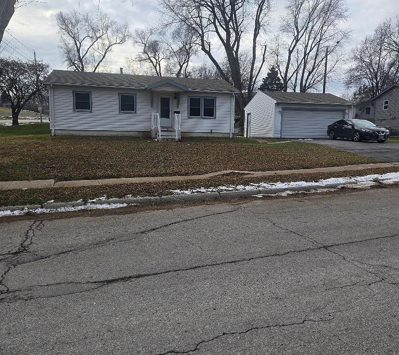 1st image of 1103 Sunny Ln