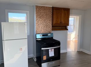 39 Wamesit St #3, Lowell, MA 01852