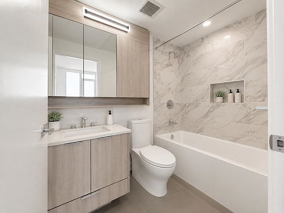5th image of 901 Lougheed Hwy #1506