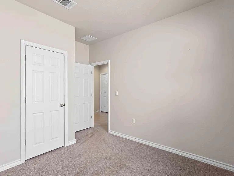 11724 Saddle Rock Dr — Photo 20