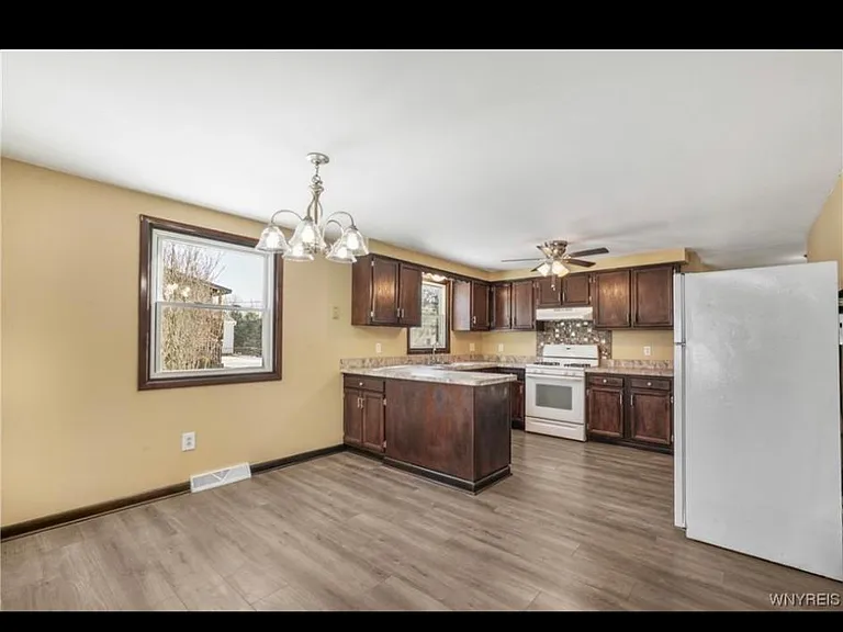 651 E And West Rd #1 — Photo 10