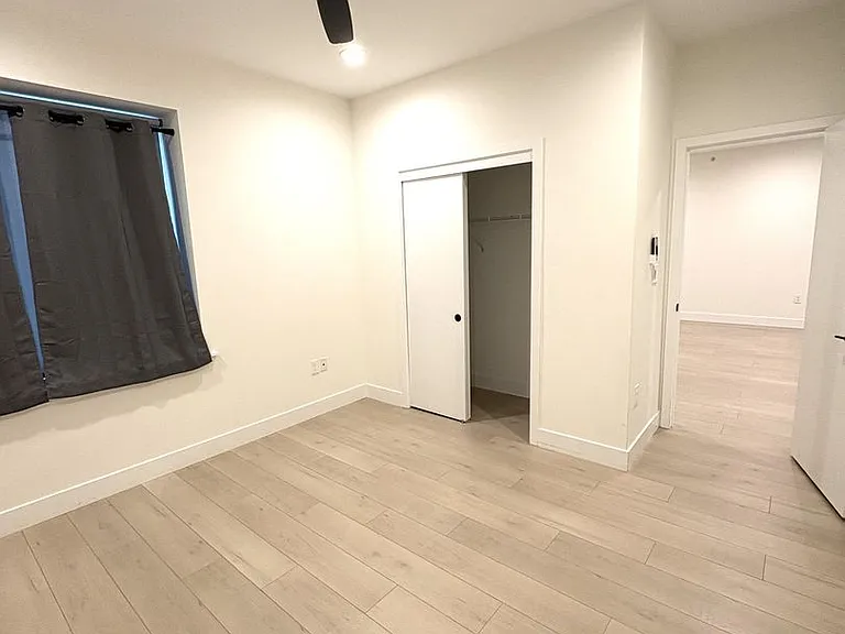 Modern and Sleek 611 S Fagley Street Apartments! — Photo 4