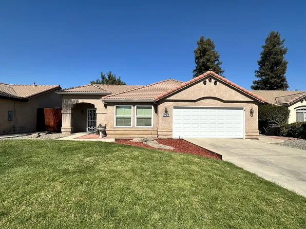 1908 E College Ave, Visalia, CA 93292