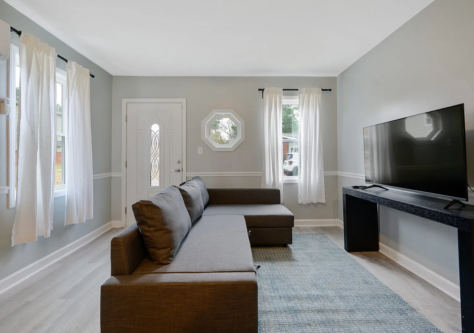 Private House- Downtown Durham — Photo 2