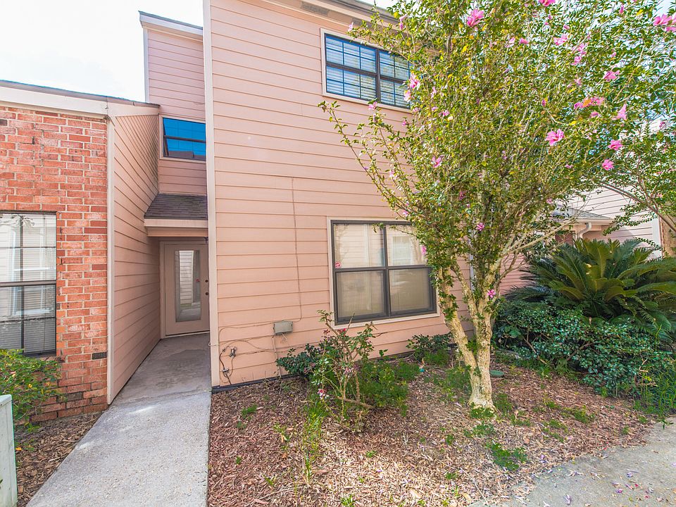 1st image of 400 W Brentwood Blvd APT 33