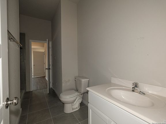 5th image of 616 Cypress Arbor