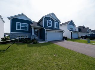 6815 91st St S, Cottage Grove, MN 55016