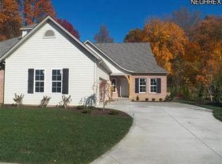6451 Doral Dr NW, Canton, OH