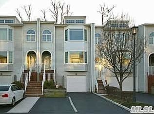 24143 Oak Park Dr, Douglaston, NY 11362