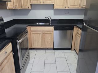 26 S Water St #201, New Bedford, MA 02740