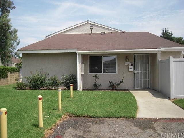 1st image of 1435 N Elderberry Ave