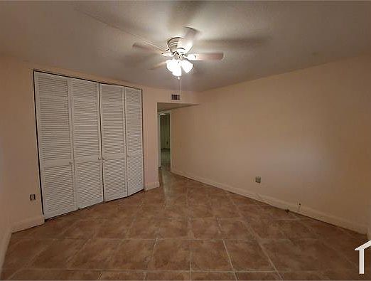 4th image of 5801 NE 18th Ave APT 2