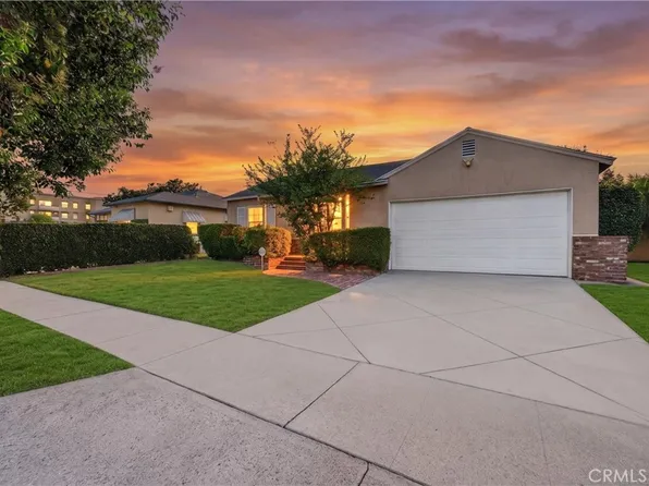 6724 De Celis Pl, Van Nuys, CA 91406