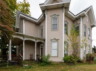 11686 Strasburg Bolivar Rd NW, Bolivar, OH 44612