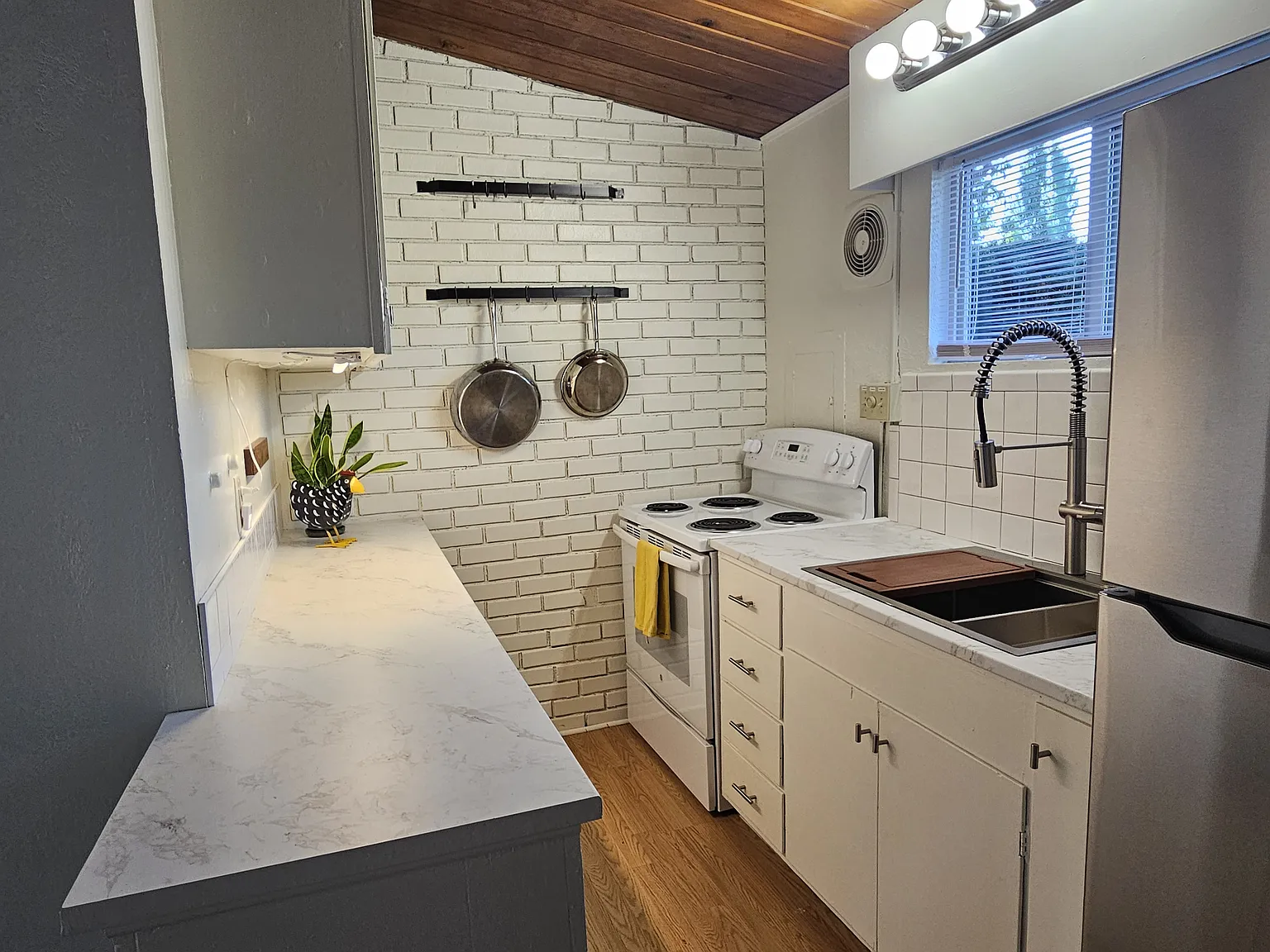 1 bed, 592 sqft, $1,790 — Photo 2