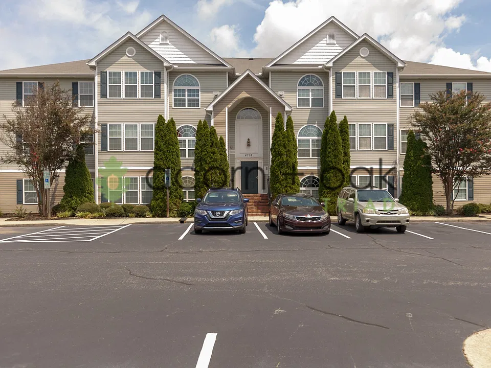4702 Pennoak Ln #G