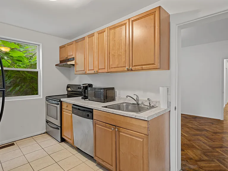 4617 Locust St #1 — Photo 22